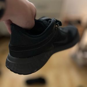 Nike FlyEase Easy Zip On and Off Sneakers